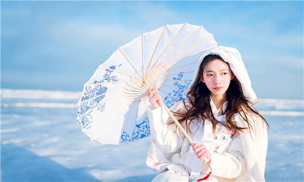 察隅试管代怀生子多少钱一个？助孕之路的费用分析与方案选择