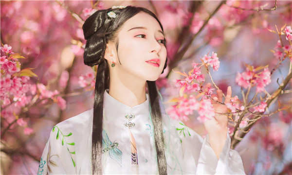 察隅供卵试管婴儿：助您实现家庭梦想的科学方案